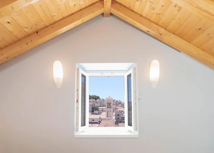 Zani-lux Zf Hvar Villa *